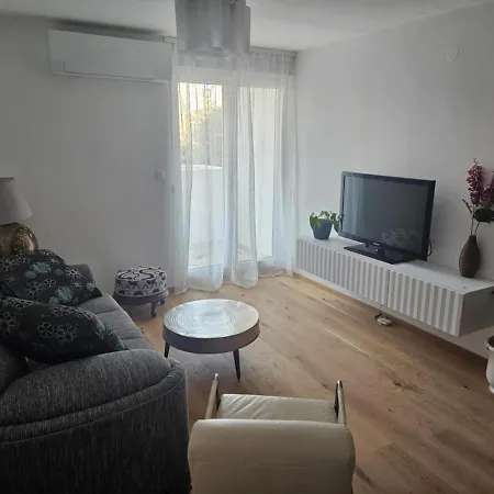 Lejlighed Charming Mari Znjan