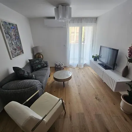 Charming Mari Znjan 스플리트