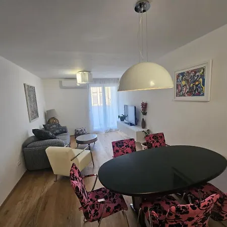 Charming Mari Znjan * ספליט